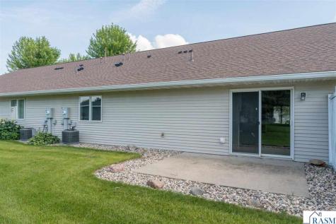 124 Blue Bird Path Mankato MN 56001