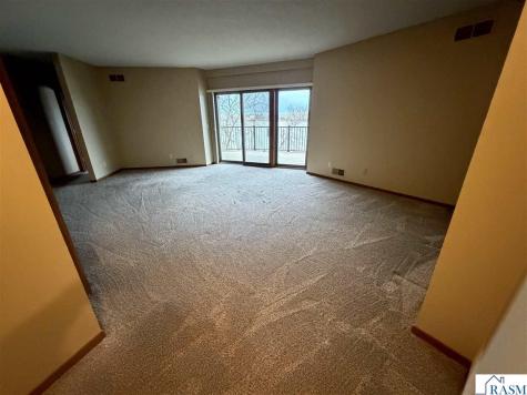 808 Lake Chapeau Drive Albert Lea MN 56007