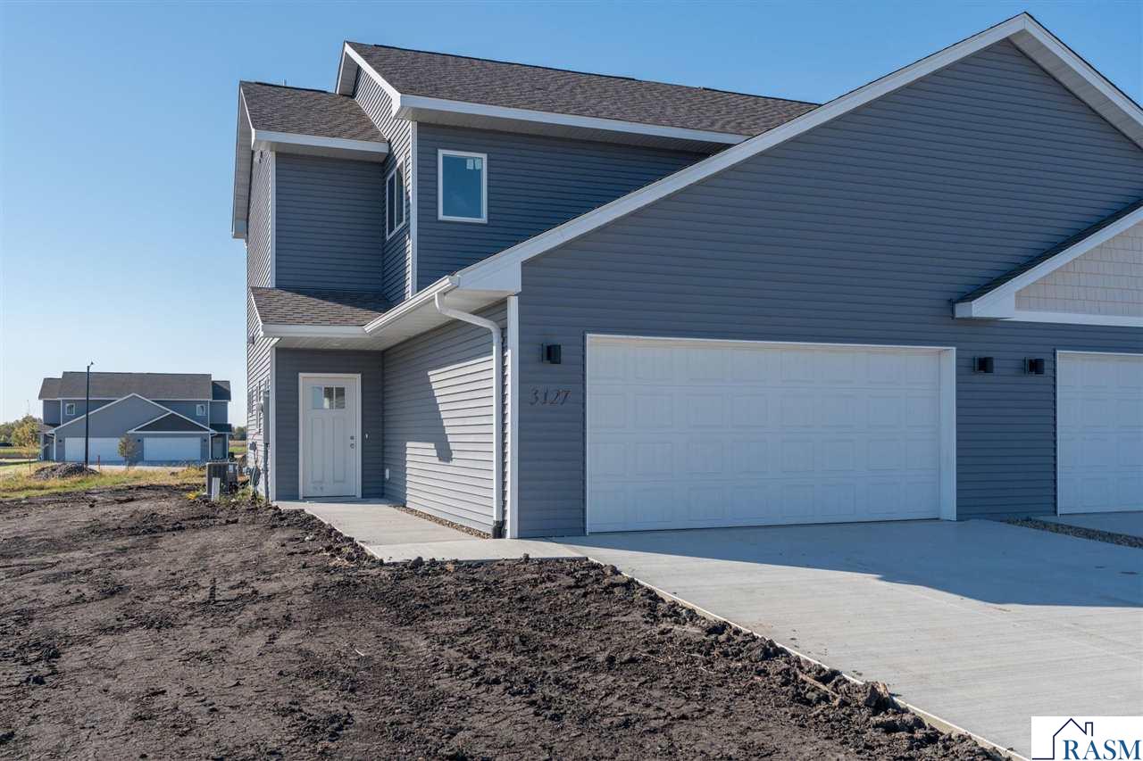 3121 Noble Drive Mankato MN 56001
