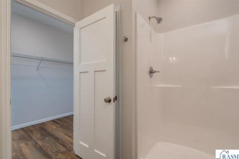 3121 Noble Drive Mankato MN 56001