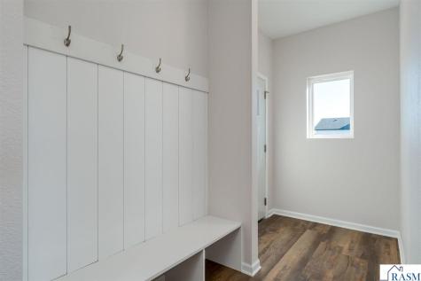 3121 Noble Drive Mankato MN 56001