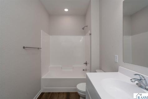 3121 Noble Drive Mankato MN 56001