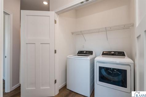 3121 Noble Drive Mankato MN 56001