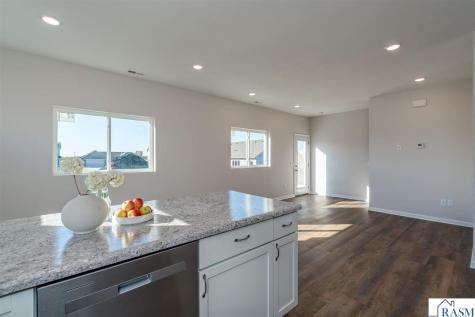 3121 Noble Drive Mankato MN 56001