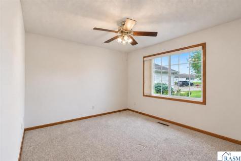 198 Cedar Cove Lane Owatonna MN 55060
