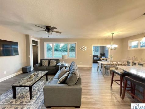 408 Fontaine Trail Mankato MN 56001