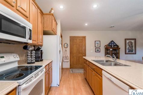 549 Oakwood Drive Janesville MN 56048