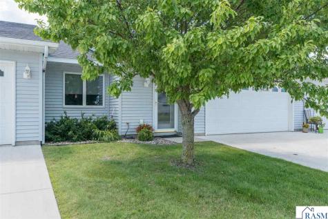 549 Oakwood Drive Janesville MN 56048