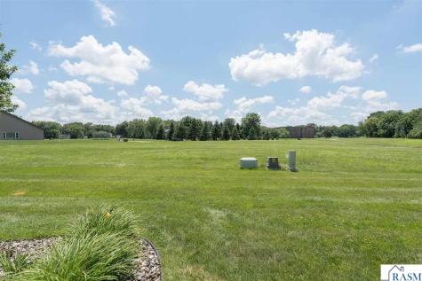 549 Oakwood Drive Janesville MN 56048