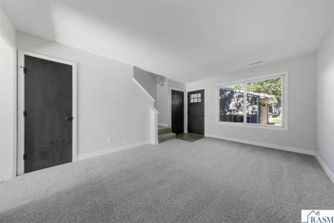 1641 Pleasant View Drive North Mankato MN 56003