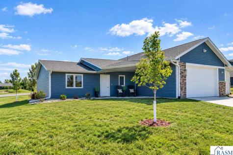 2215 Lake Avenue New Ulm MN 56073