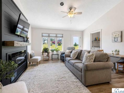 2215 Lake Avenue New Ulm MN 56073