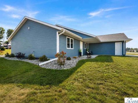 2215 Lake Avenue New Ulm MN 56073