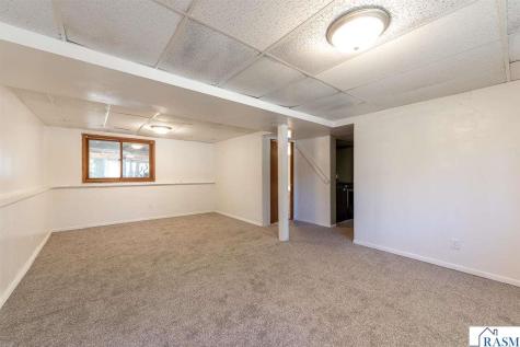1701 Quail Roost Drive North Mankato MN 56003