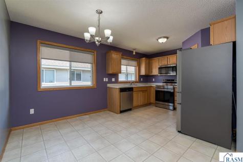 313 Tanager Path Mankato MN 56001