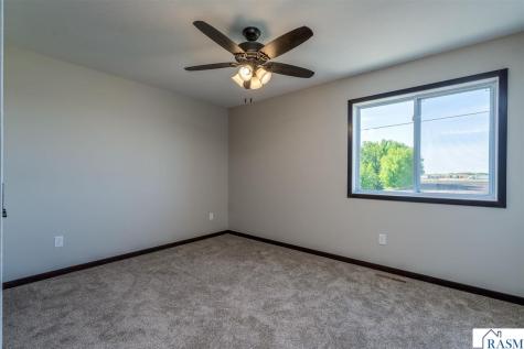 3216 Scotch Lane Mankato MN 56001