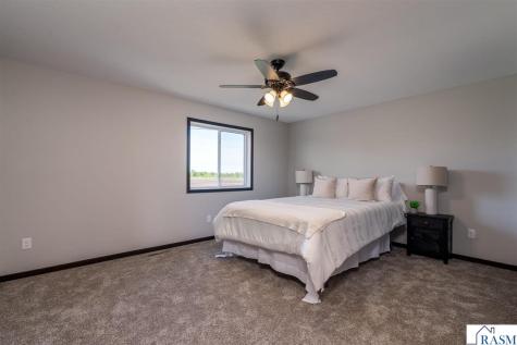 3216 Scotch Lane Mankato MN 56001