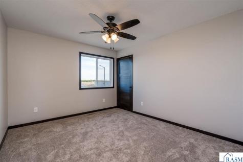 3216 Scotch Lane Mankato MN 56001