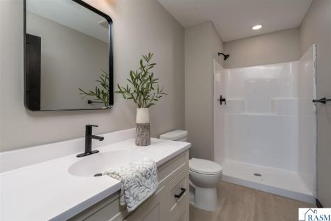 3216 Scotch Lane Mankato MN 56001