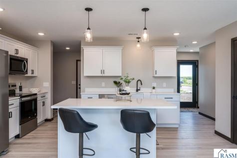 3216 Scotch Lane Mankato MN 56001