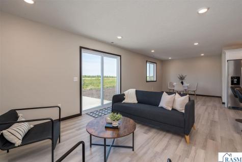 3216 Scotch Lane Mankato MN 56001