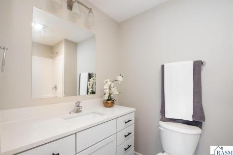 3109 Scotch Lane Mankato MN 56001