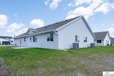 3109 Scotch Lane Mankato MN 56001