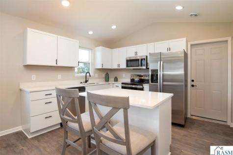3109 Scotch Lane Mankato MN 56001
