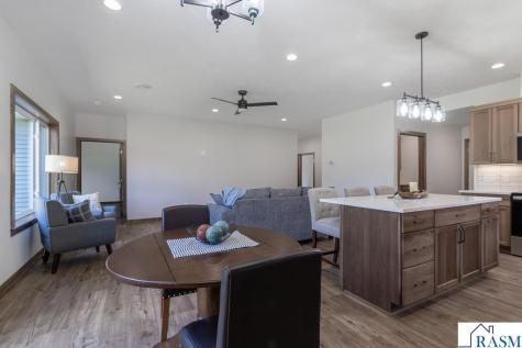 220 Copper Village Circle Mankato MN 56001