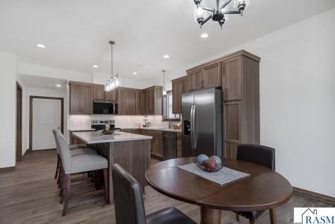 220 Copper Village Circle Mankato MN 56001