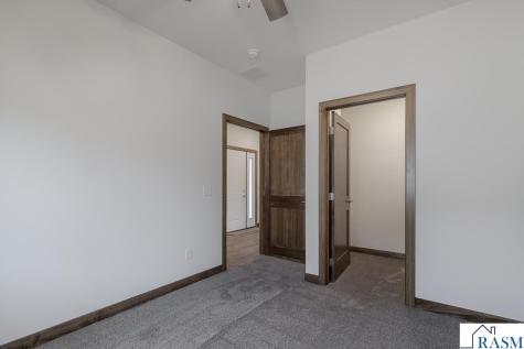 220 Copper Village Circle Mankato MN 56001