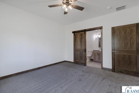 220 Copper Village Circle Mankato MN 56001
