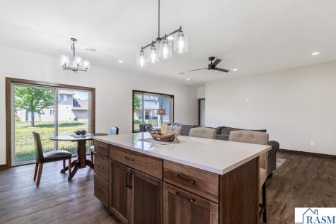 220 Copper Village Circle Mankato MN 56001