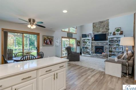517 W Riverview Drive Waterville MN 56096