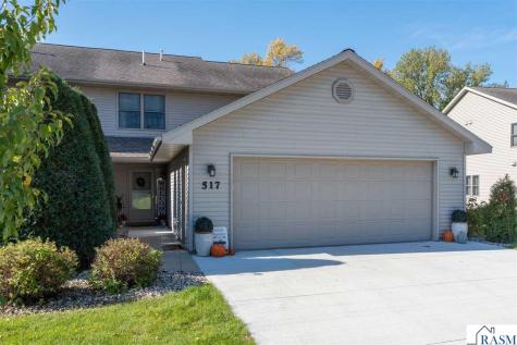 517 W Riverview Drive Waterville MN 56096