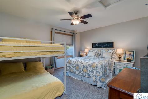 517 W Riverview Drive Waterville MN 56096