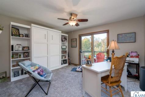 517 W Riverview Drive Waterville MN 56096