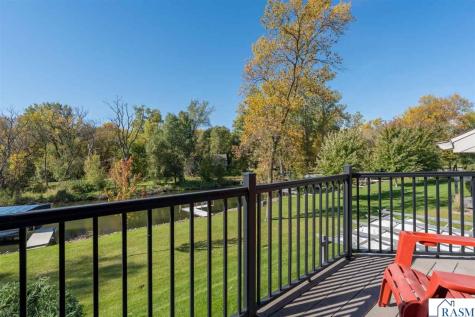 517 W Riverview Drive Waterville MN 56096