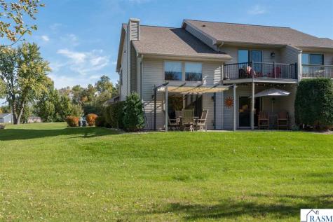 517 W Riverview Drive Waterville MN 56096