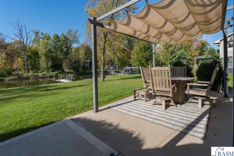 517 W Riverview Drive Waterville MN 56096