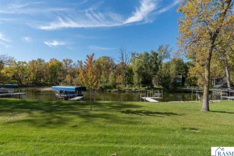 517 W Riverview Drive Waterville MN 56096