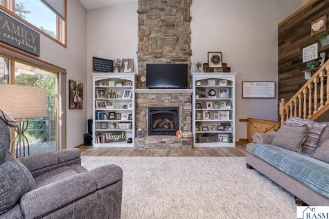 517 W Riverview Drive Waterville MN 56096