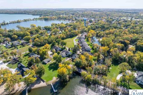 517 W Riverview Drive Waterville MN 56096