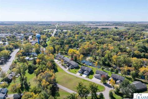517 W Riverview Drive Waterville MN 56096