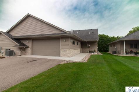 215 Parkway Place Mankato MN 56001