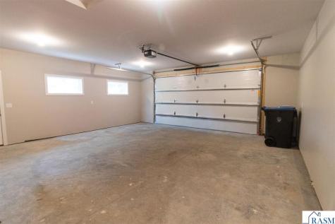 215 Parkway Place Mankato MN 56001