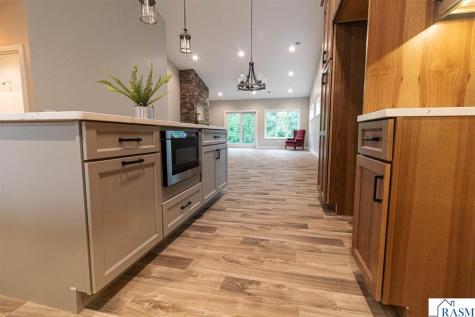 215 Parkway Place Mankato MN 56001