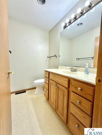 939 Mayvis Boulevard Mankato MN 56001