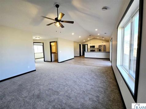 1119 SE 8th Avenue Waseca MN 56093-2075