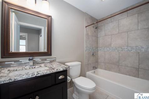 212 Tranquility Trail Mankato MN 56001